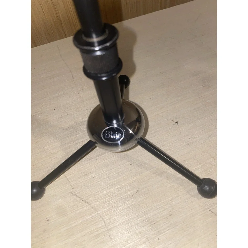 WORKING Blue Yeti Snowball Condenser Microphone Chrome - No Cable
